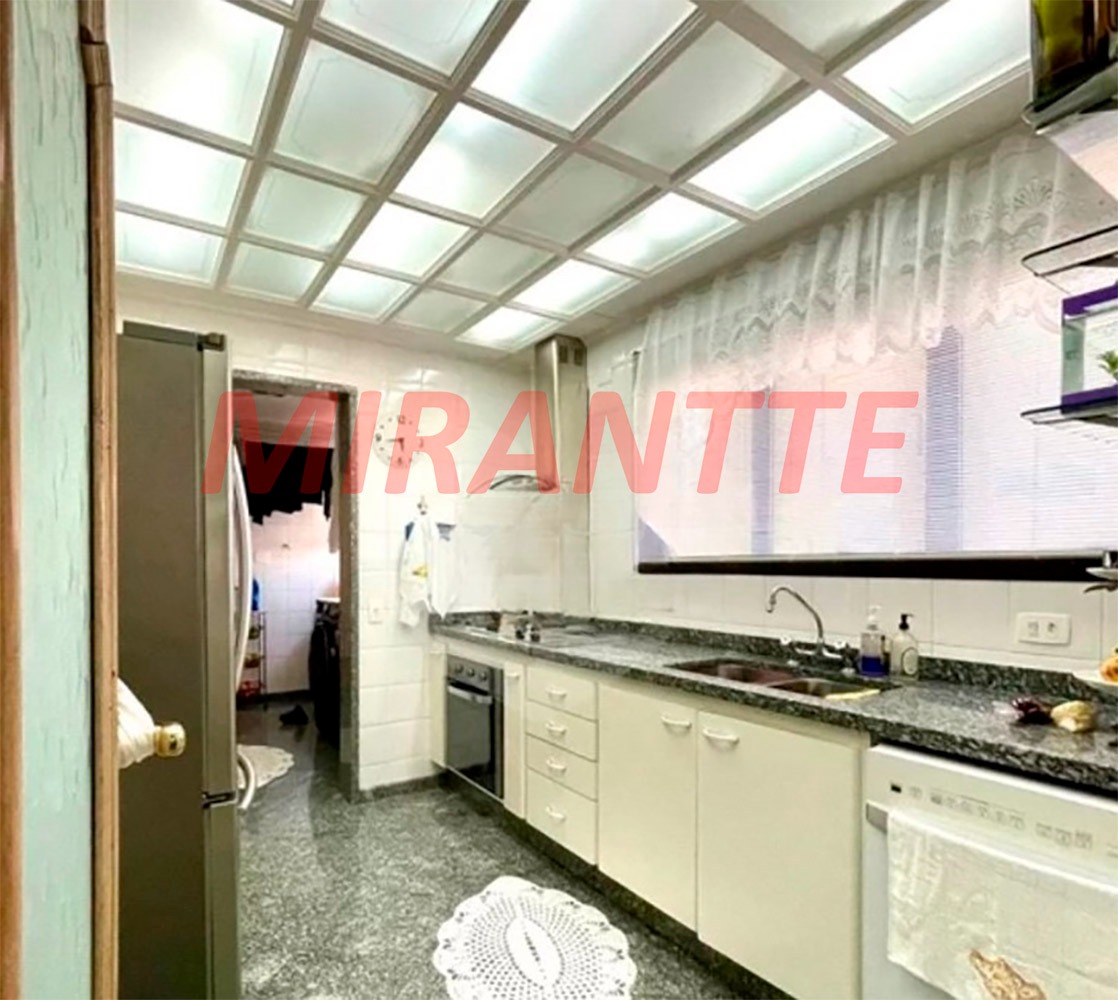 Cobertura de 706m² com 6 quartos em Santana