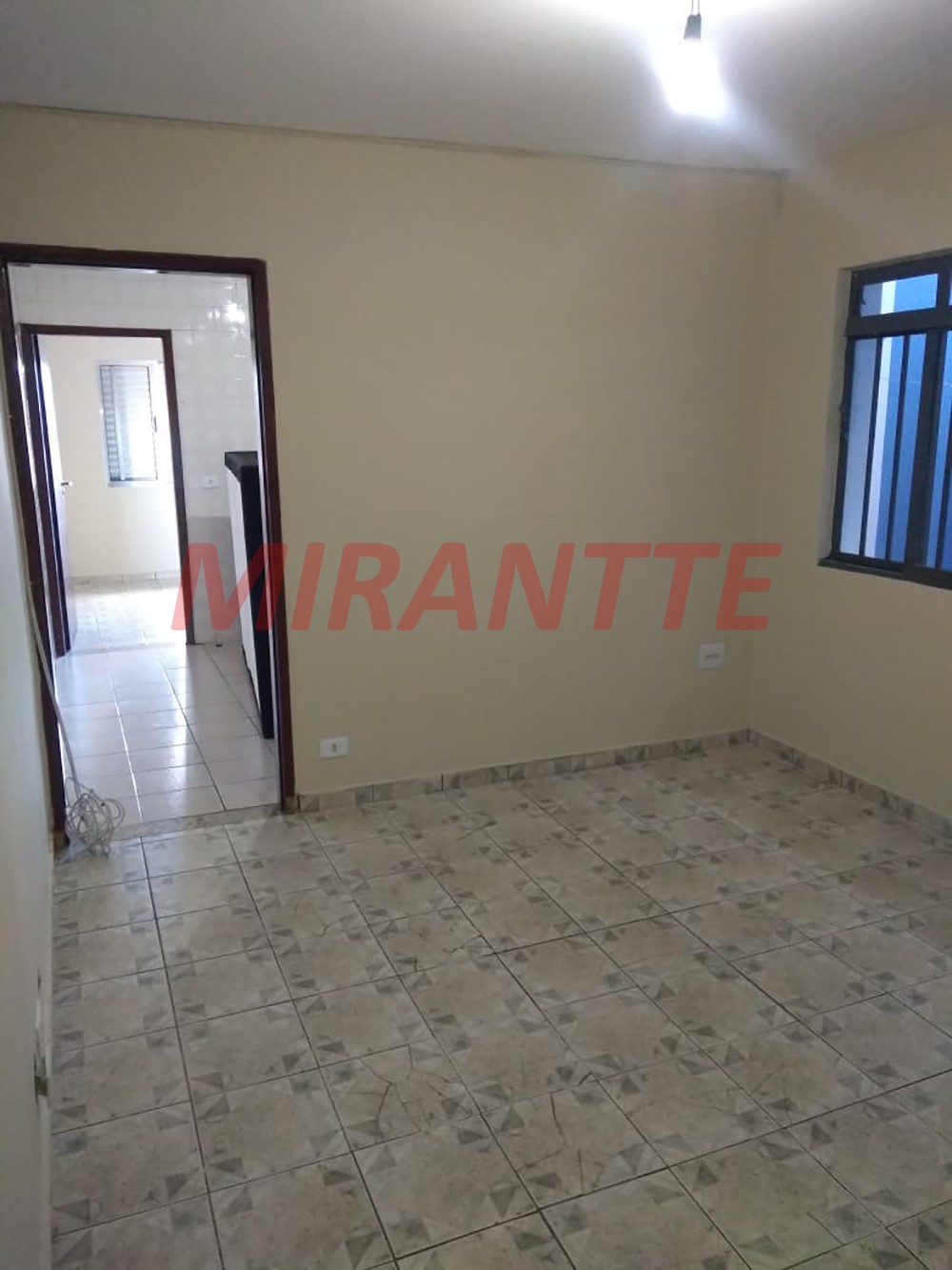 Casa terrea de 130m² com 3 quartos em Vila Nivi