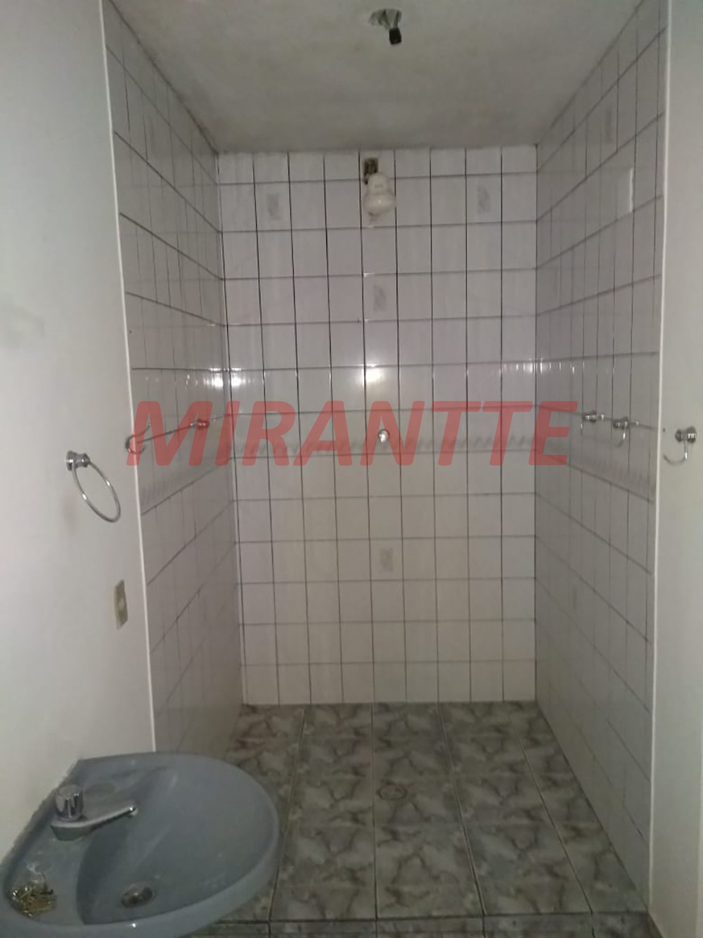 Casa terrea de 130m² com 3 quartos em Vila Nivi