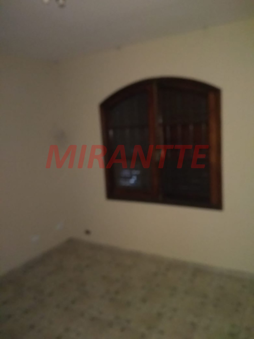 Casa terrea de 130m² com 3 quartos em Vila Nivi