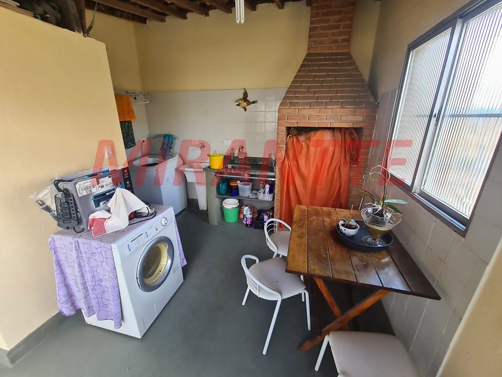 Cobertura de 180m² com 5 quartos em Santana