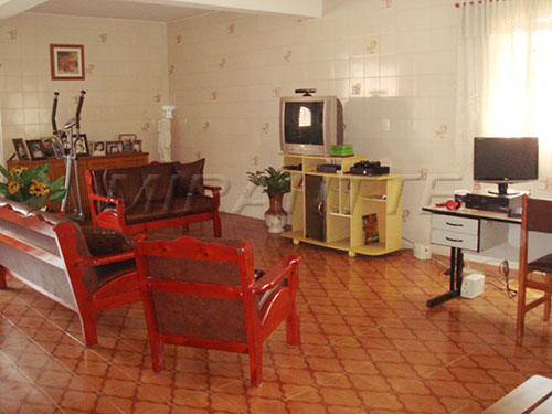 Casa terrea com 4 quartos em Horto Florestal