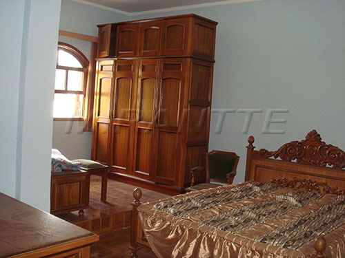 Casa terrea com 4 quartos em Horto Florestal