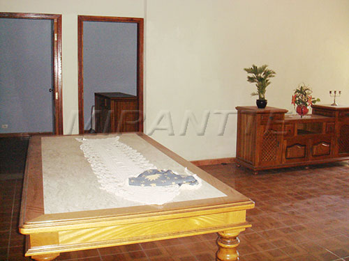 Casa terrea com 4 quartos em Horto Florestal