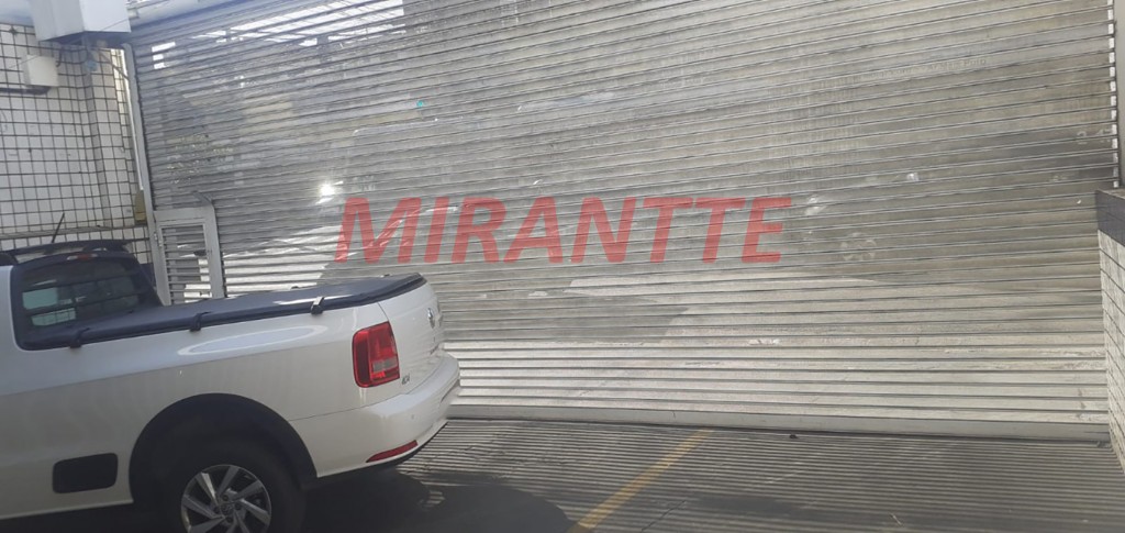 Comercial de 350m² em Santana