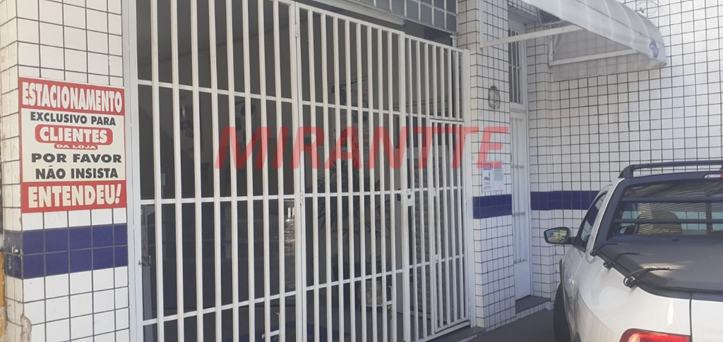 Comercial de 350m² em Santana