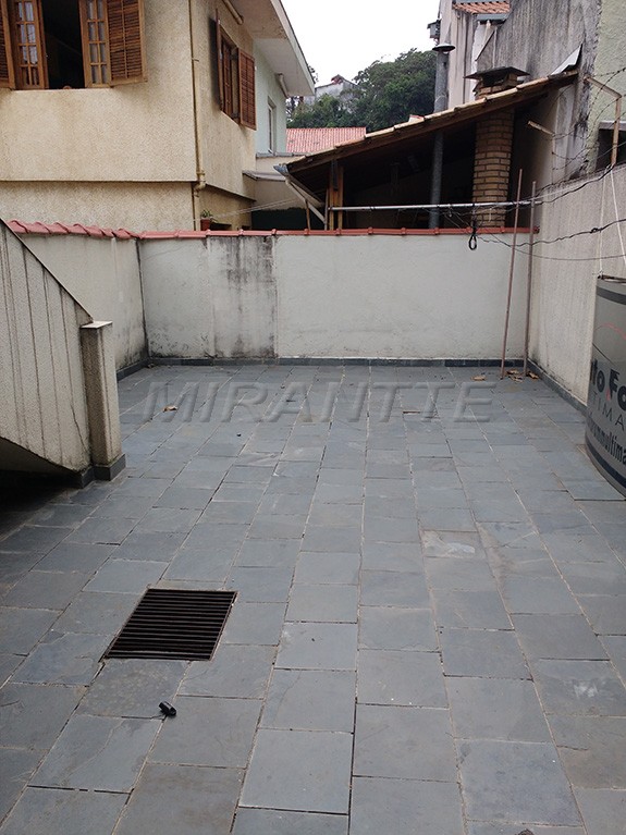 Sobrado de 178m² com 3 quartos em Tremembe