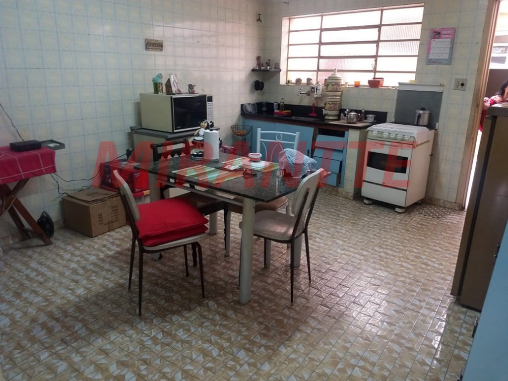 Sobrado de 137m² com 3 quartos em Santana