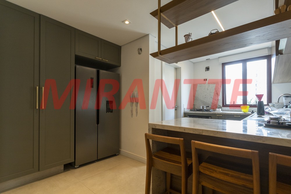 Apartamento com 3 quartos em Santana