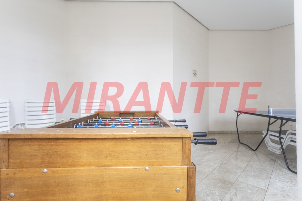 Apartamento com 3 quartos em Santana