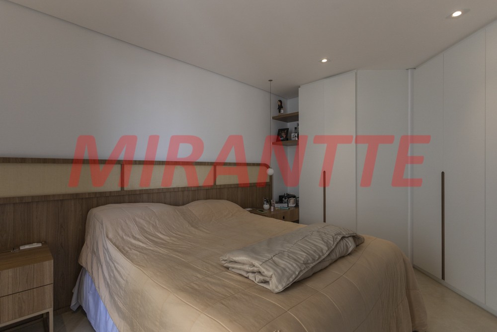 Apartamento com 3 quartos em Santana