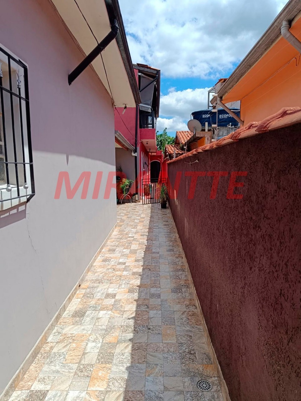 Casa terrea de 100m² com 5 quartos em Vila Nilo
