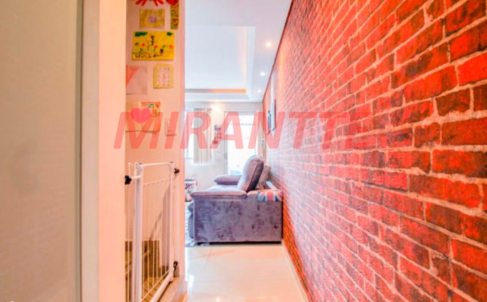 Cond. fechado de 0.9m² com 2 quartos em Vila Mazzei