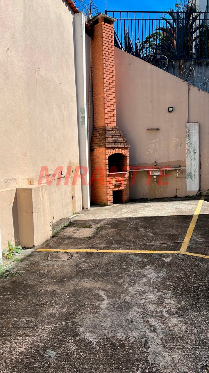 Cond. fechado de 90m² com 2 quartos em Vila Mazzei