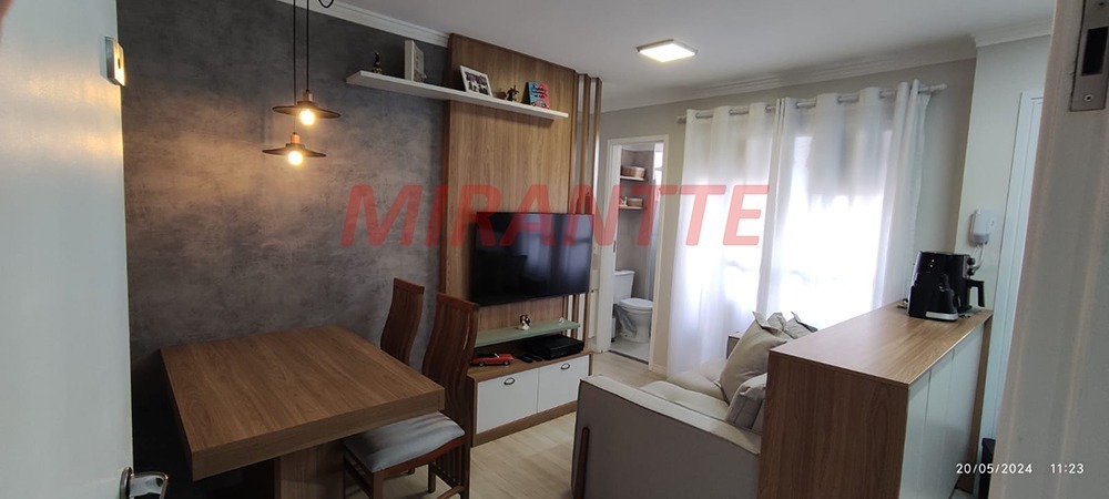 Apartamento de 41m² com 2 quartos em Vila Rosaria