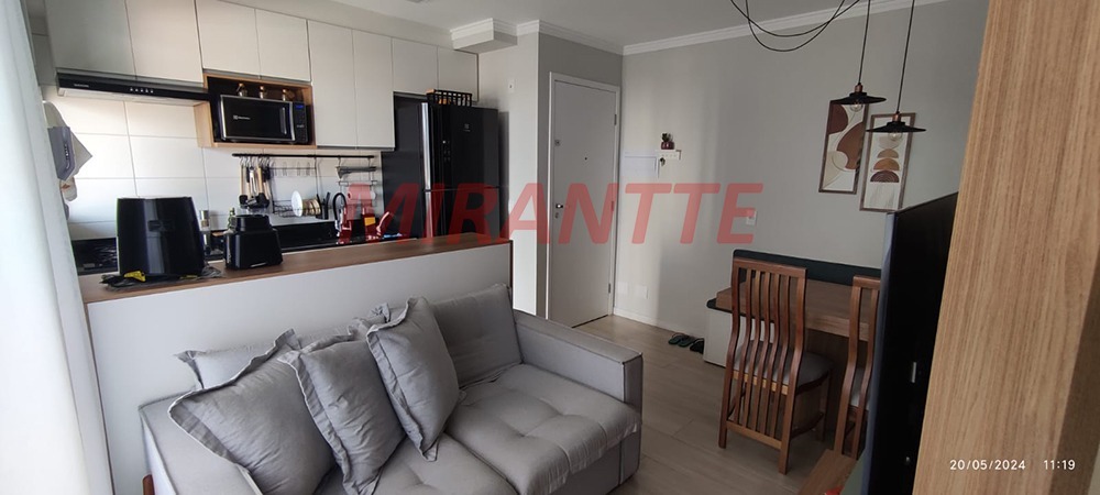 Apartamento de 41m² com 2 quartos em Vila Rosaria