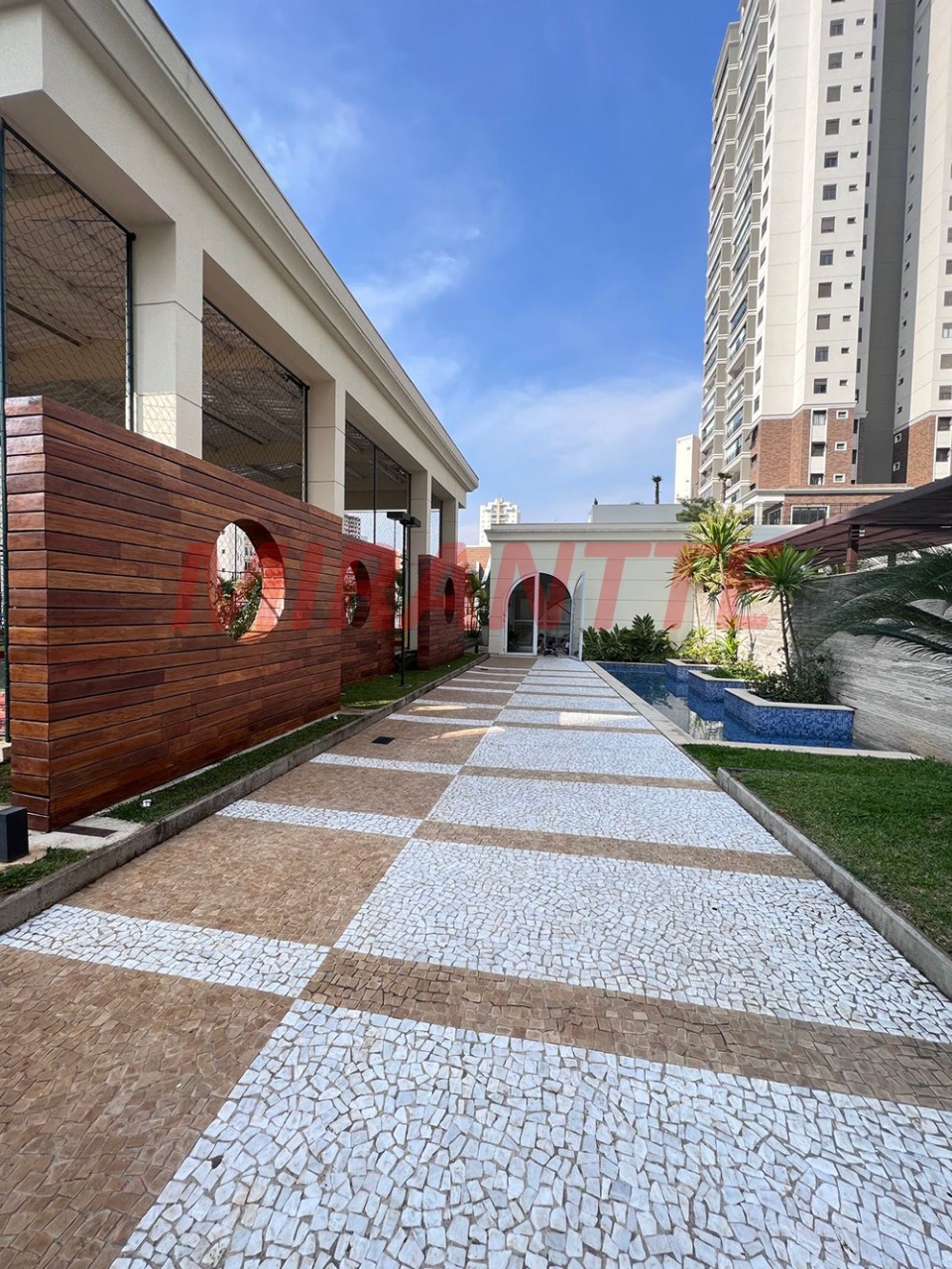 Apartamento de 140m² com 3 quartos em Santa Teresinha