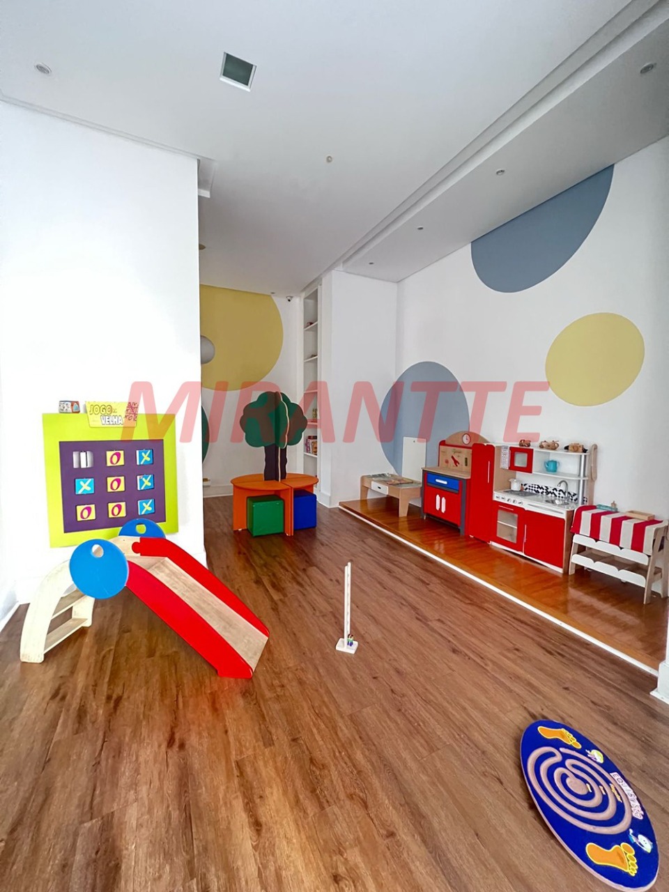 Apartamento de 140m² com 3 quartos em Santa Teresinha