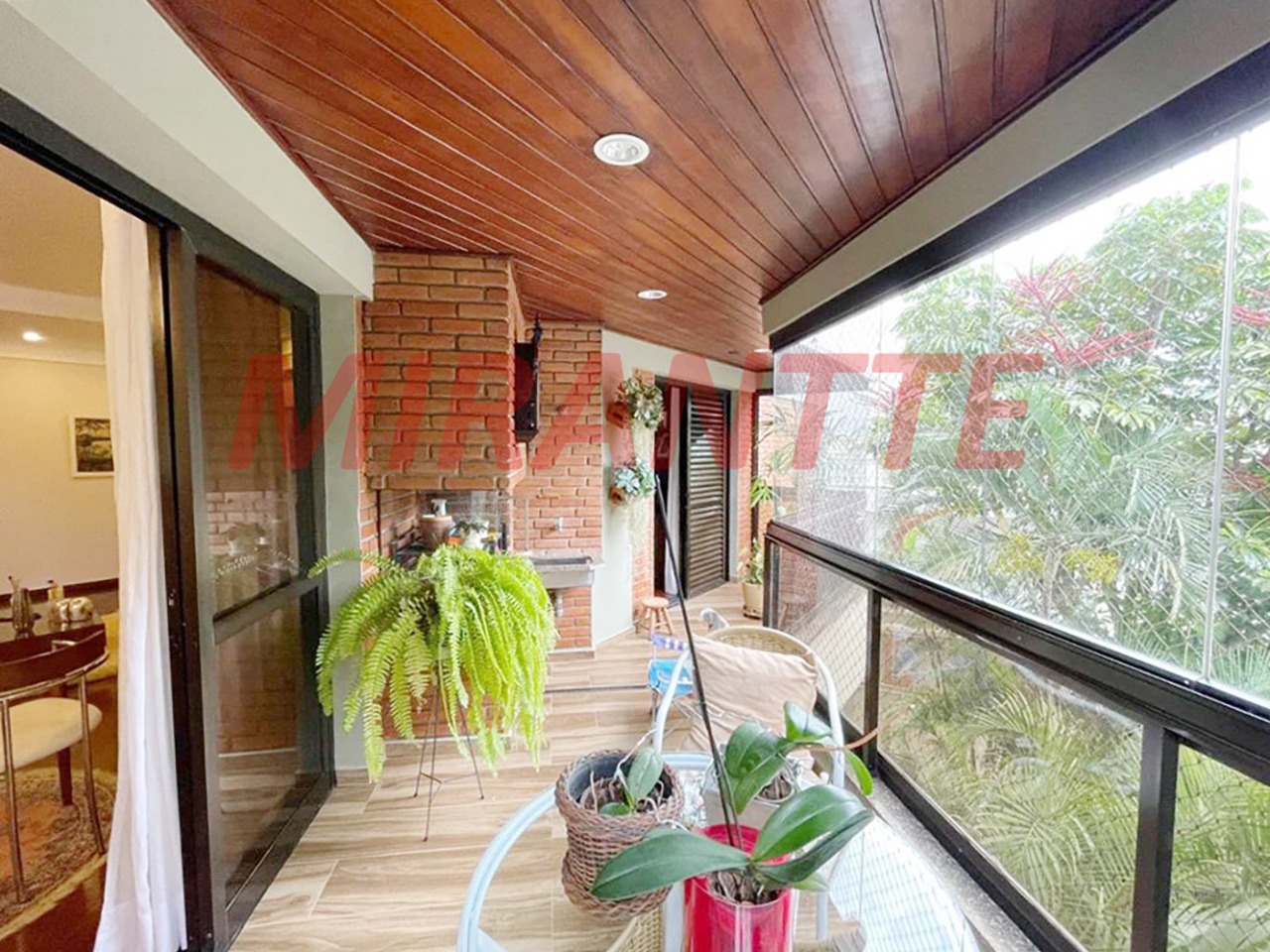 Apartamento de 190m² com 3 quartos em Vila Ester