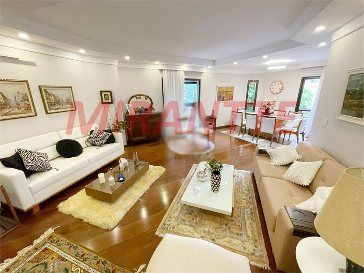 Apartamento de 190m² com 3 quartos em Vila Ester
