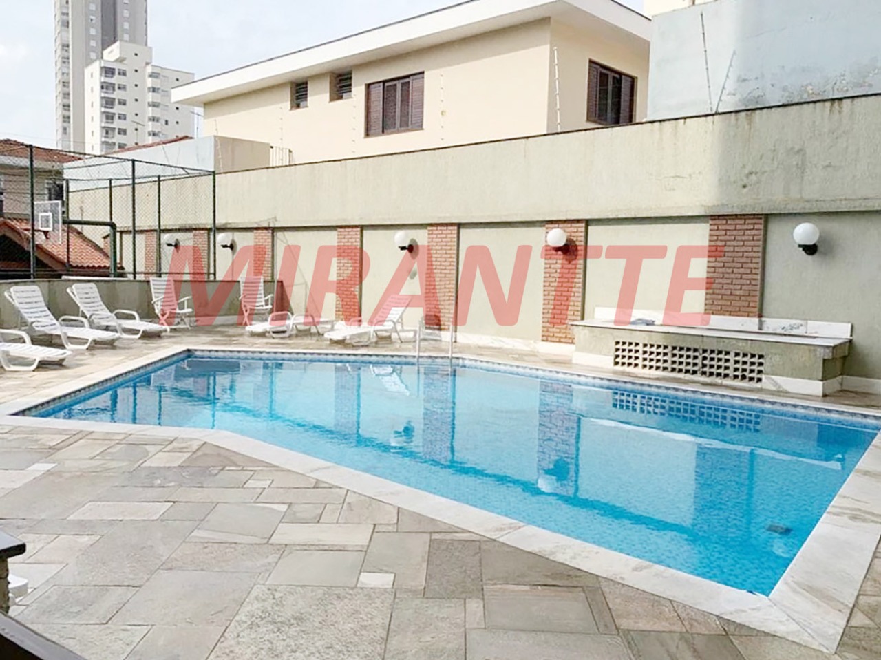 Apartamento de 190m² com 3 quartos em Vila Ester