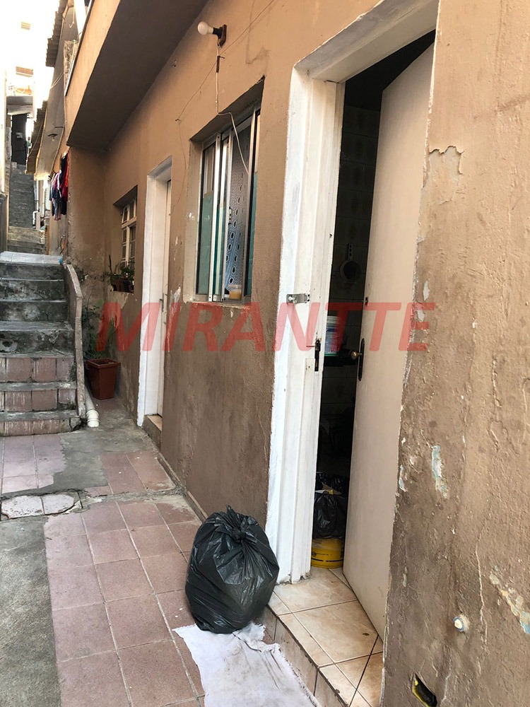 Cond. fechado de 126m² com 8 quartos em Imirim