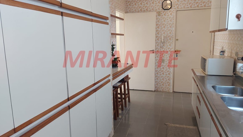 Apartamento de 121m² com 4 quartos em Santana
