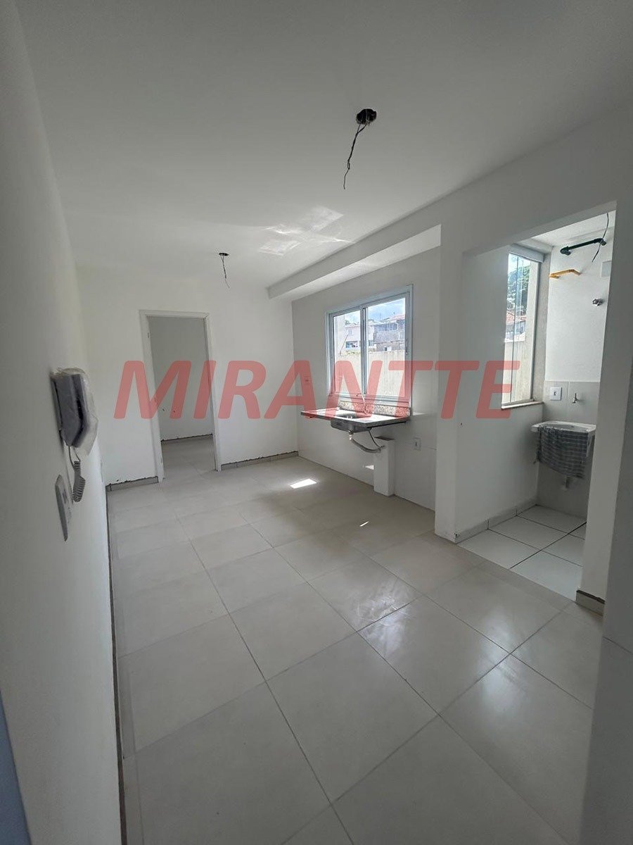 Apartamento de 35.05m² com 2 quartos em Vila Aurora (Zona Norte)