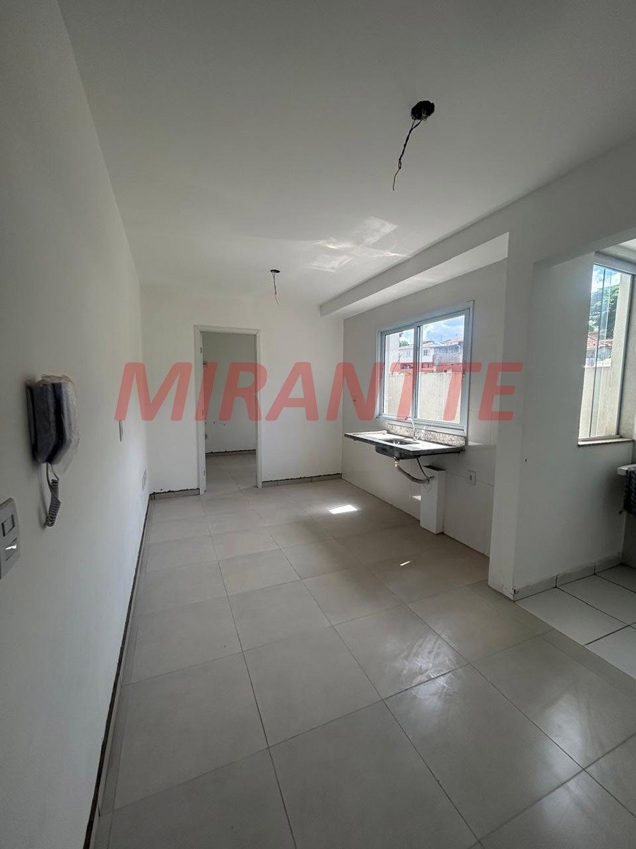 Apartamento de 35.05m² com 2 quartos em Vila Aurora (Zona Norte)