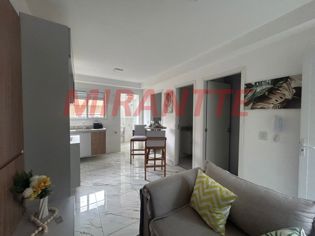 Apartamento de 35.3m² com 2 quartos em Vila Aurora (Zona Norte)