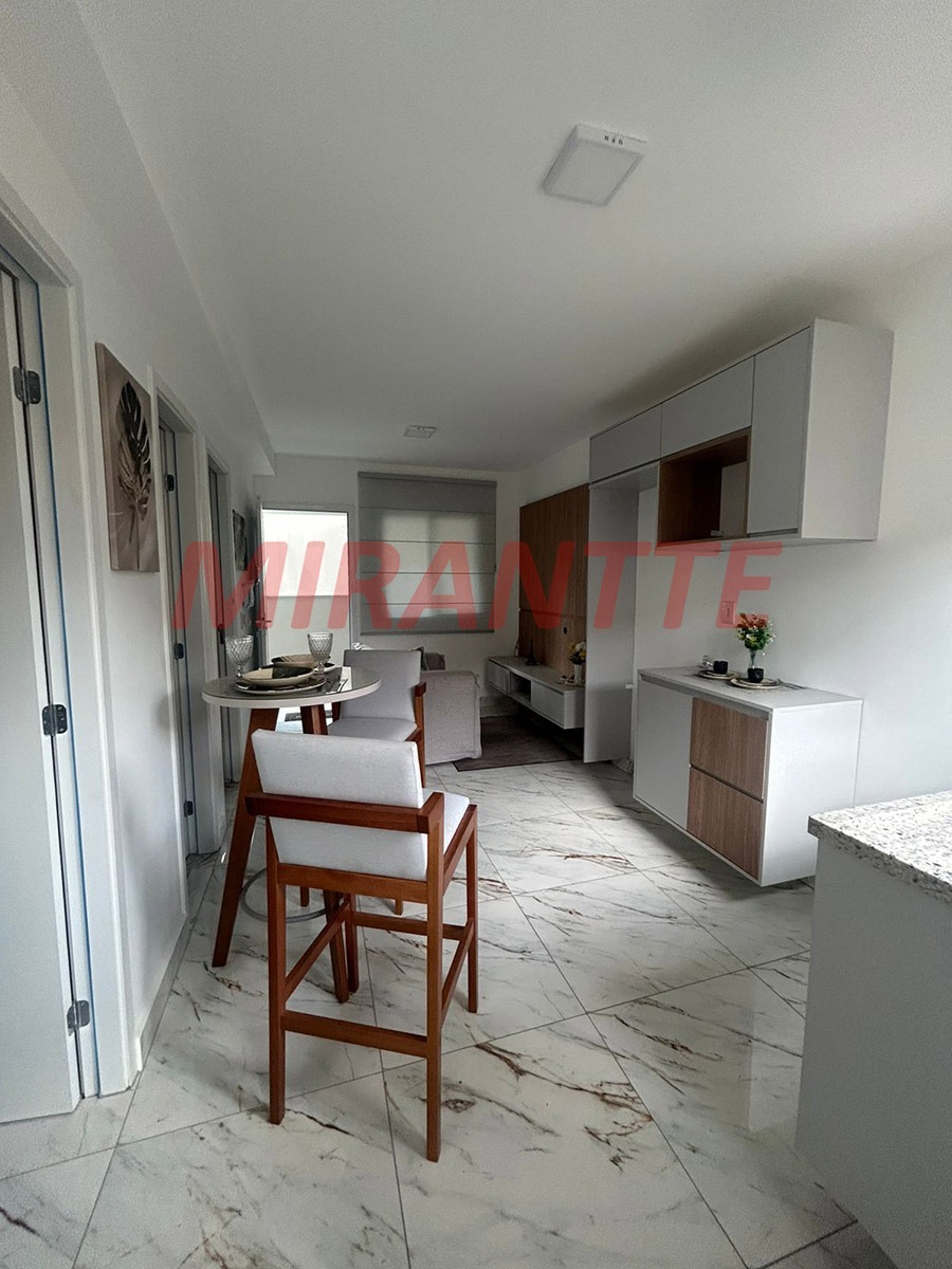 Apartamento de 35.3m² com 2 quartos em Vila Aurora (Zona Norte)