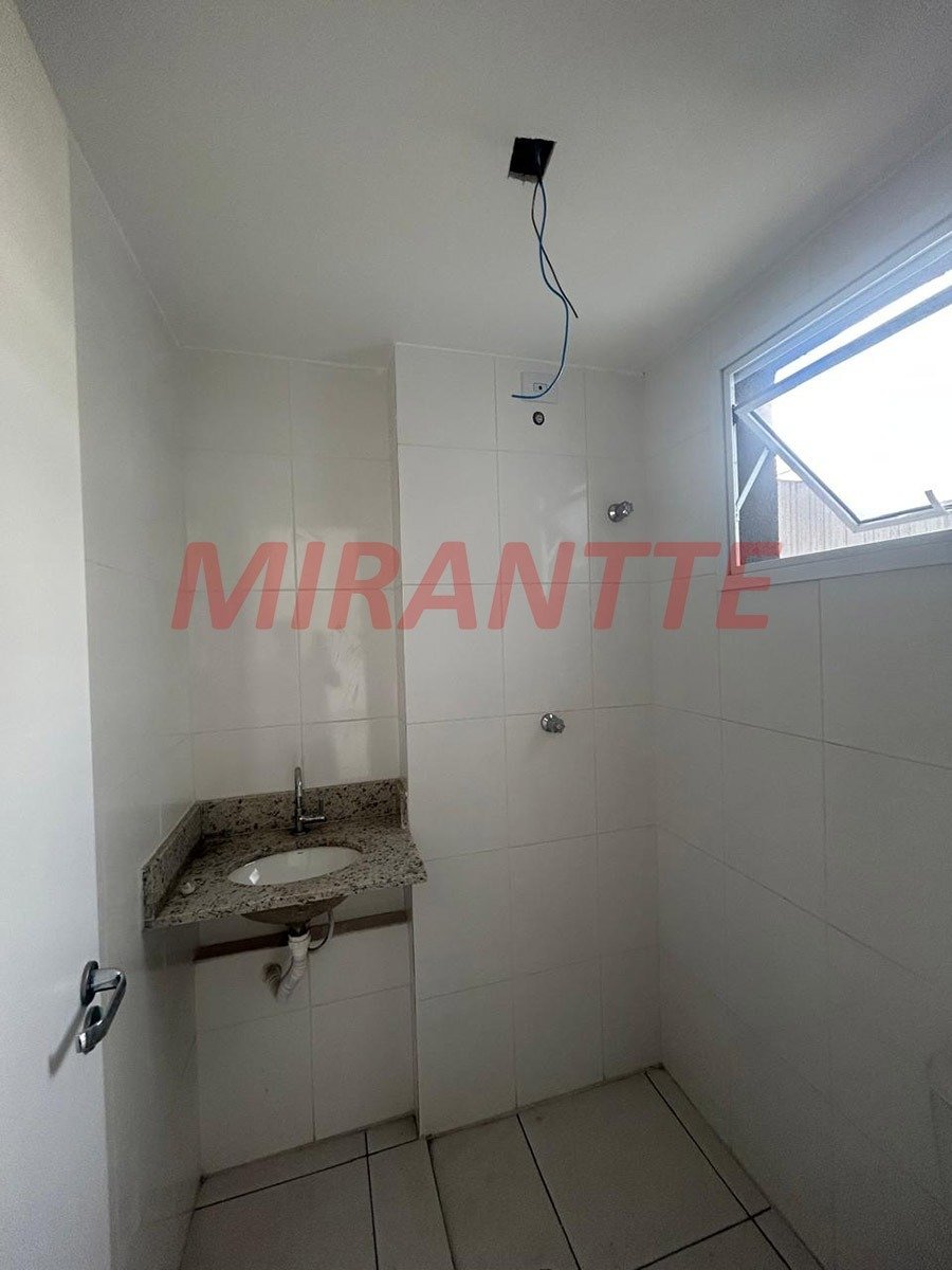 Apartamento de 30.8m² com 1 quartos em Vila Aurora (Zona Norte)