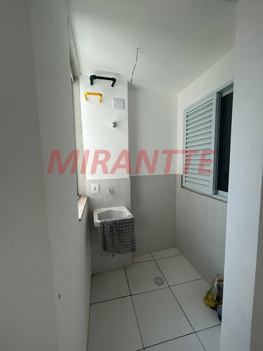 Apartamento de 30.8m² com 1 quartos em Vila Aurora (Zona Norte)