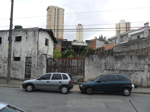Terreno de 960m² em Imirim