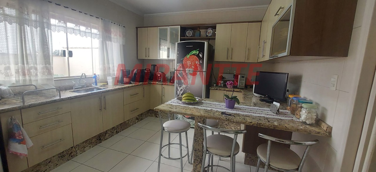 Sobrado de 315m² com 4 quartos em Vila Maria Alta