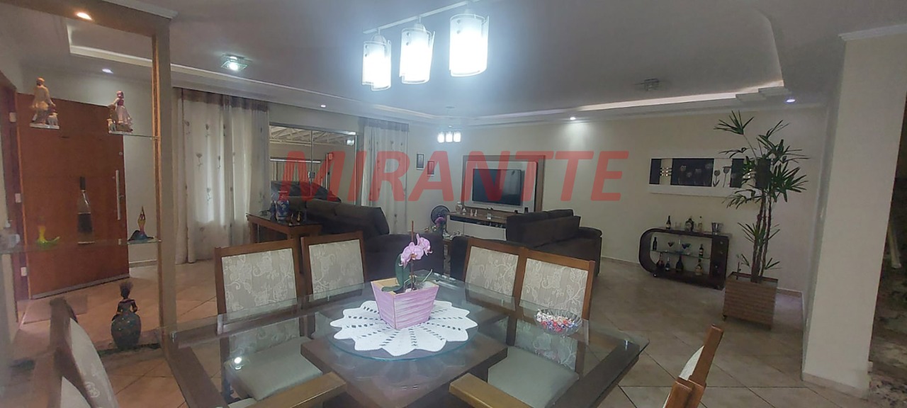 Sobrado de 315m² com 4 quartos em Vila Maria Alta