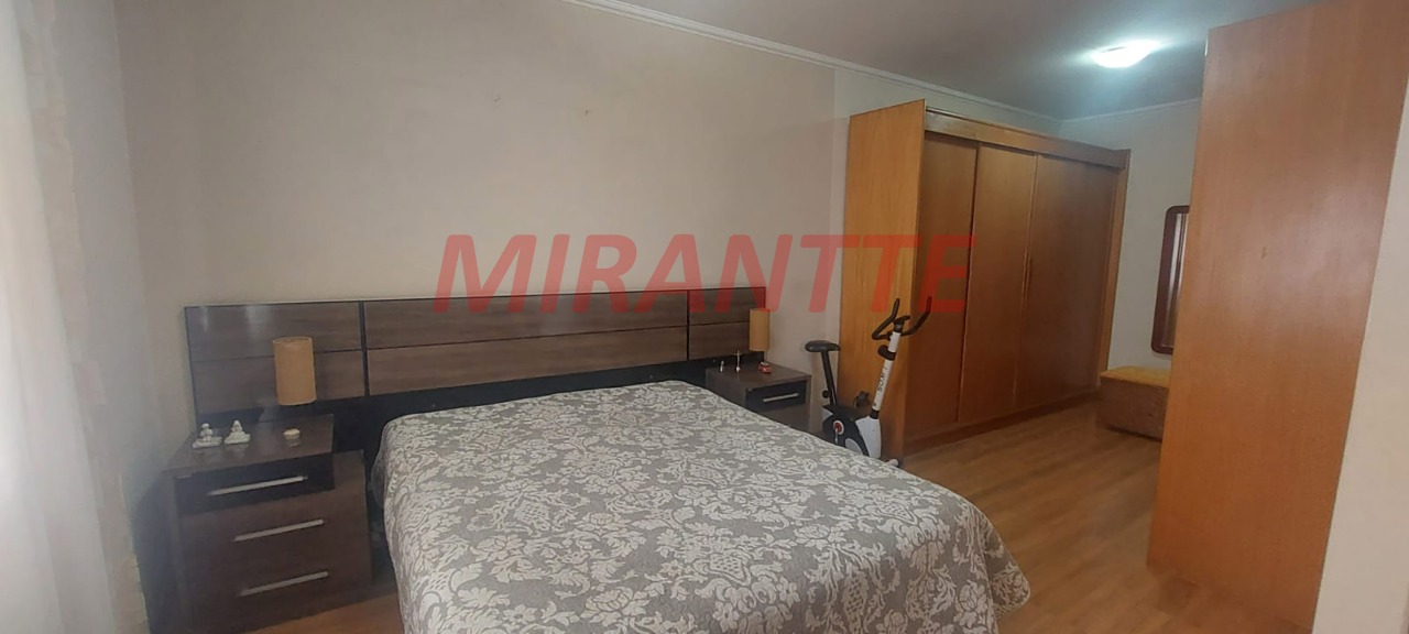 Sobrado de 315m² com 4 quartos em Vila Maria Alta
