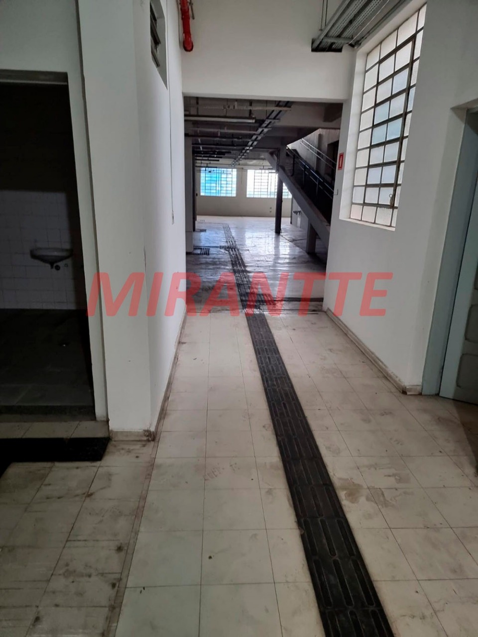 Comercial de 2390m² em Jabaquara