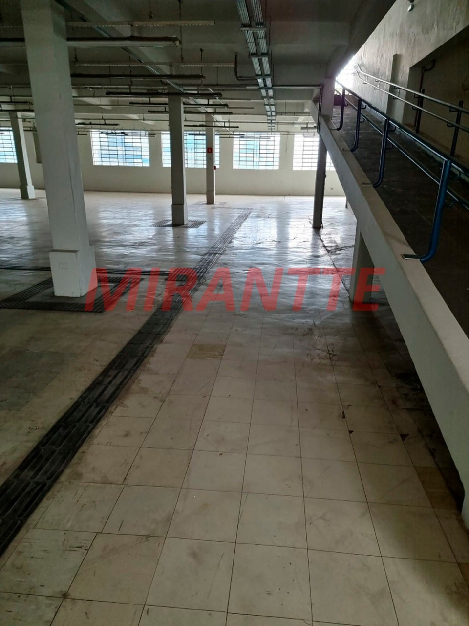 Comercial de 2390m² em Jabaquara