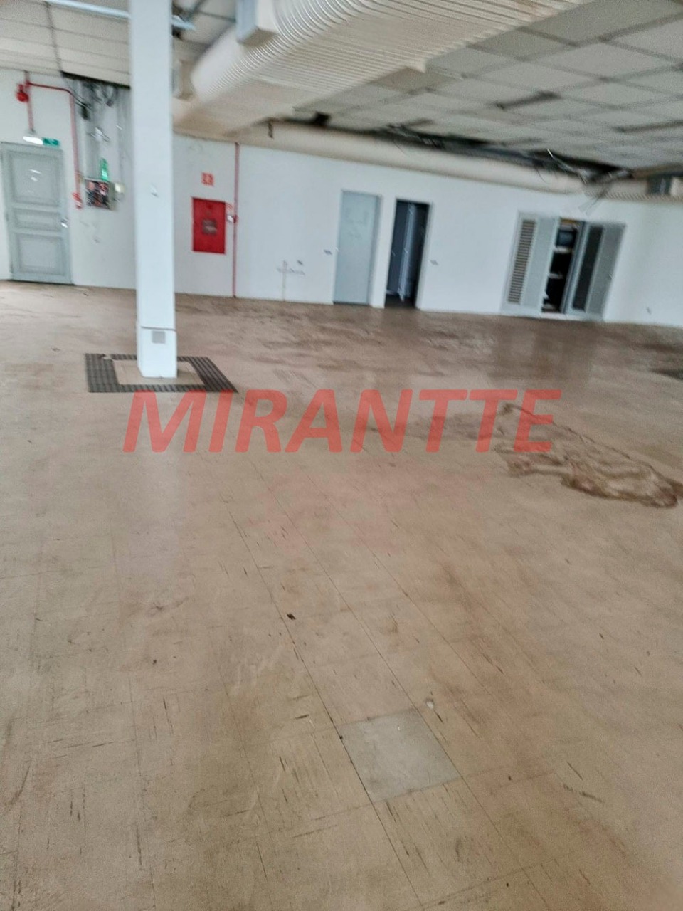 Comercial de 2390m² em Jabaquara