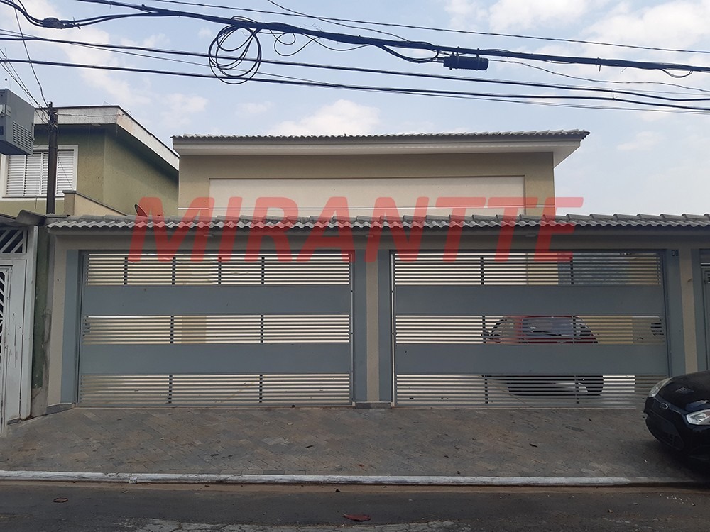 Cond. fechado de 62m² com 2 quartos em Parque Casa De Pedra