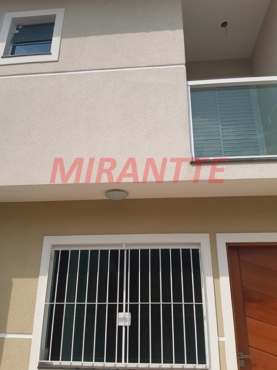 Cond. fechado de 62m² com 2 quartos em Parque Casa De Pedra
