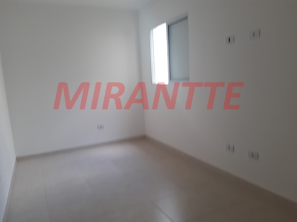 Cond. fechado de 62m² com 2 quartos em Parque Casa De Pedra