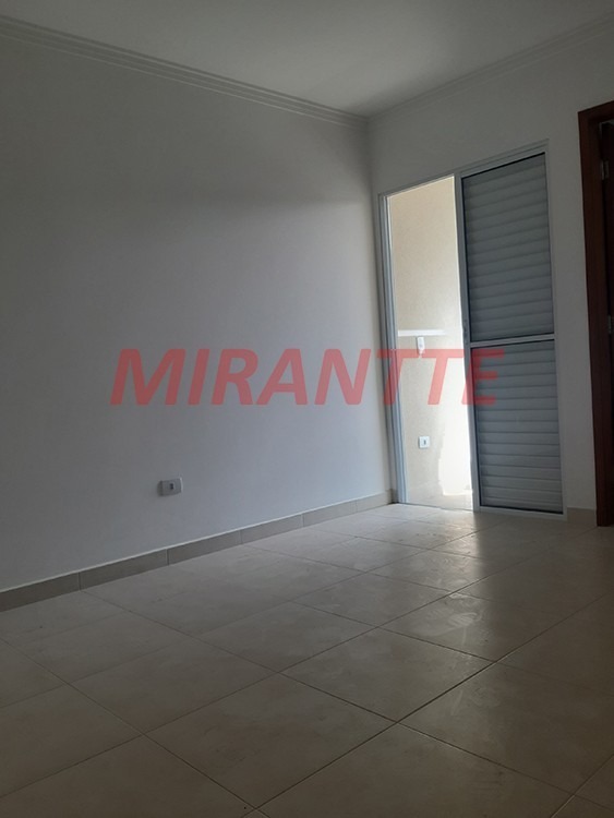 Cond. fechado de 62m² com 2 quartos em Parque Casa De Pedra