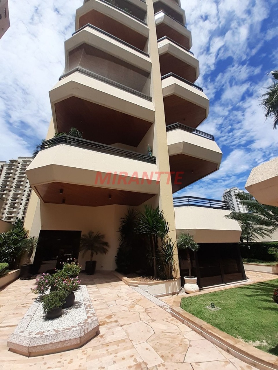 Apartamento de 274m² com 4 quartos em Santana