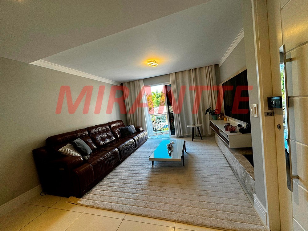 Cond. fechado de 334.5m² com 3 quartos em Tremembe