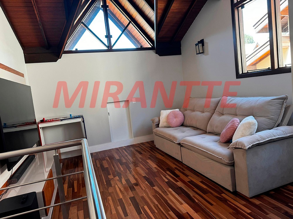Cond. fechado de 334.5m² com 3 quartos em Tremembe