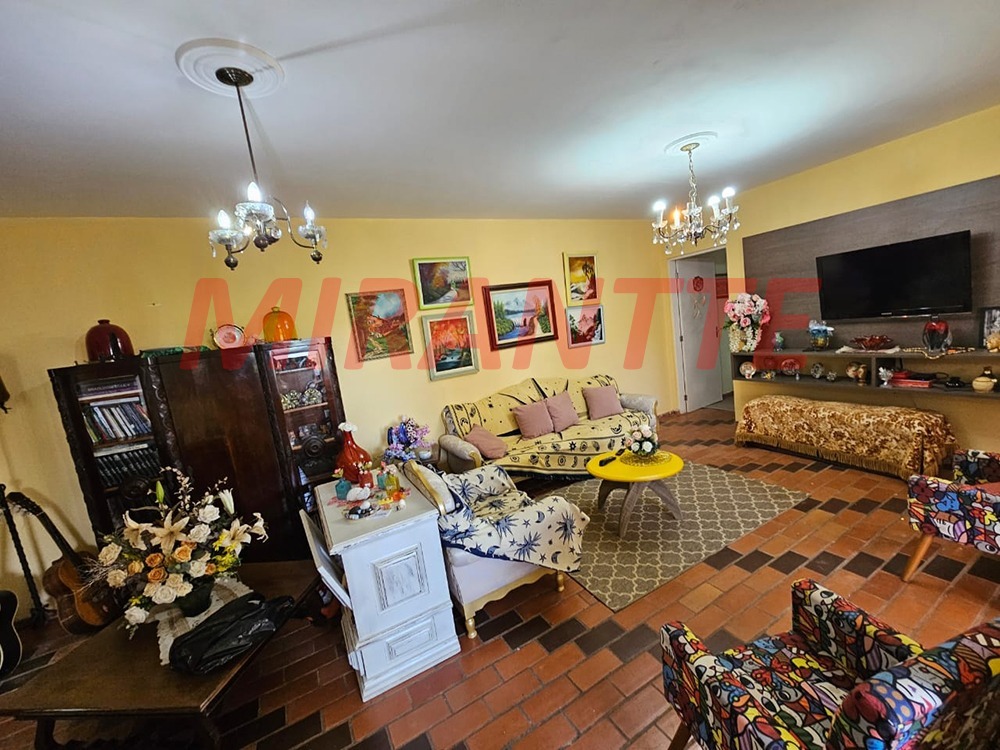 Chácara de 461m² com 4 quartos em Santa Inês
