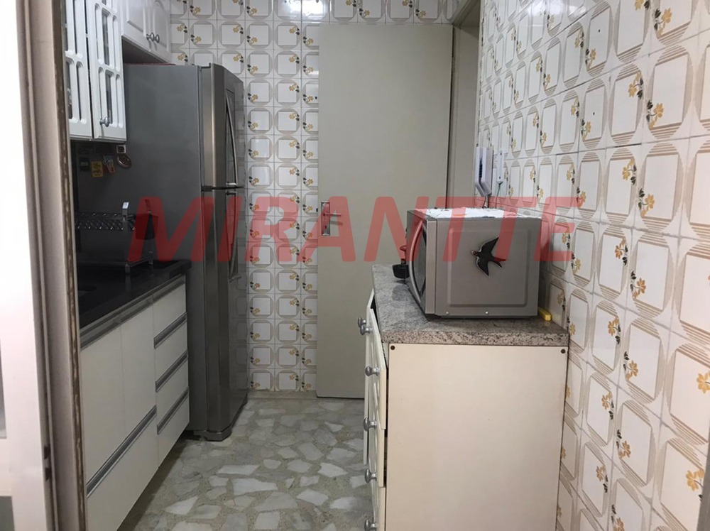Apartamento de 63m² com 2 quartos em Santa Teresinha