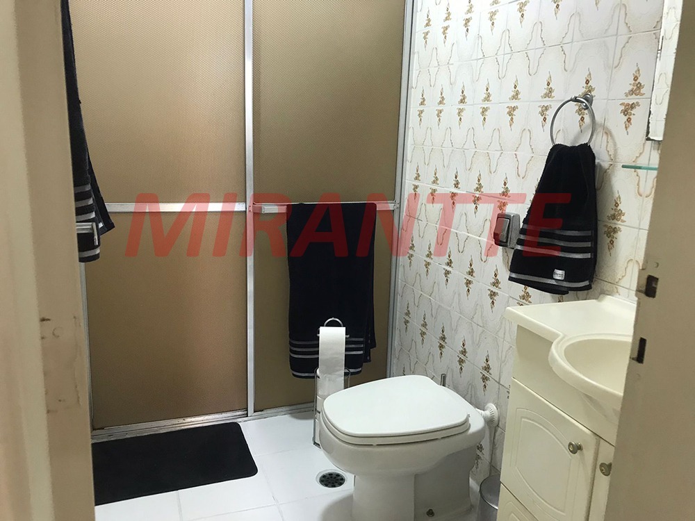 Apartamento de 63m² com 2 quartos em Santa Teresinha